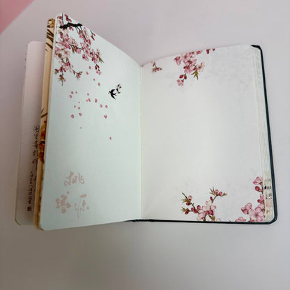 PLANNERS & NOTEBOOKS