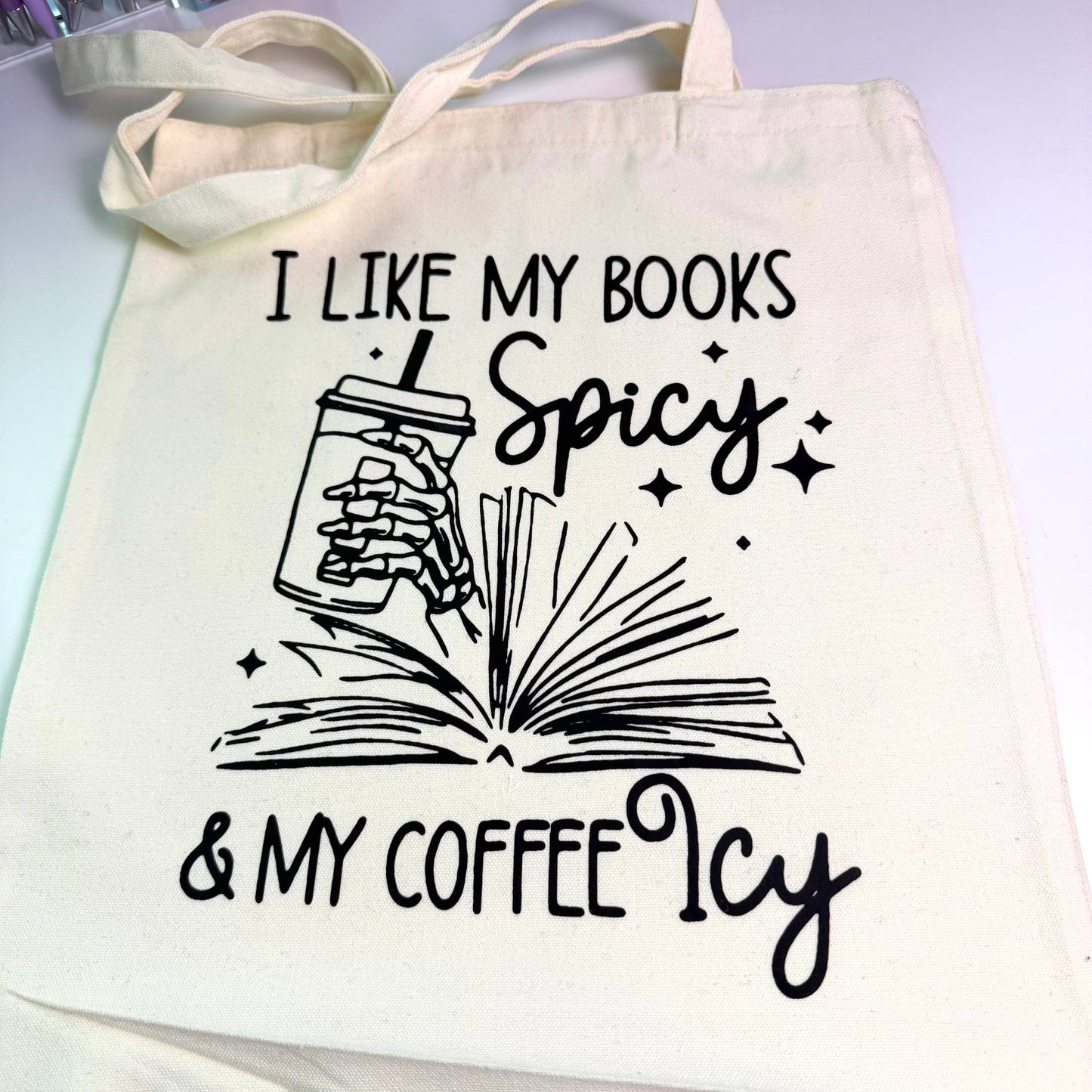 BOOKISH TOTE 🤍